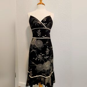 Chic Black and Cream Floral Dress